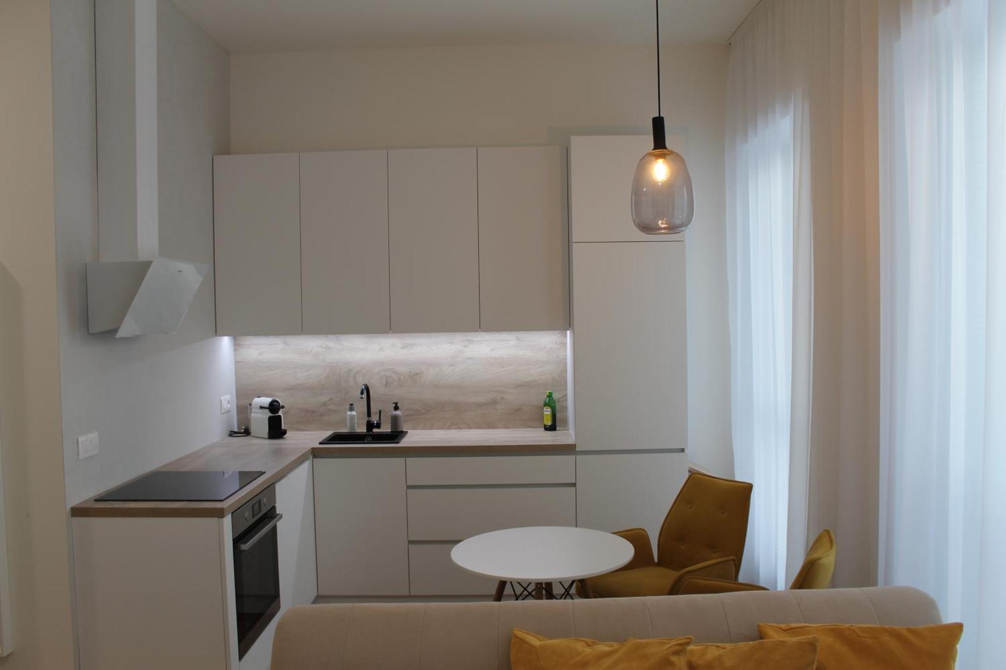 Park Tower Apartment V Centru Zlina Buitenkant foto